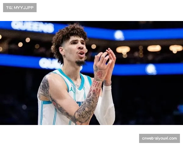 拉梅洛鲍尔三分15中10轰37分 黄蜂外线火力创队史第二高纪录